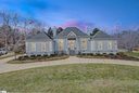 127 Linkside Drive sold home in Taylors, SC