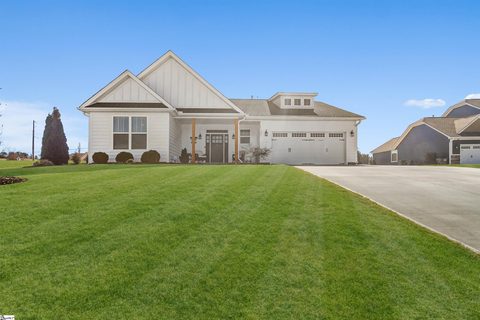301 Leafcrest Way sold home in Autumn Ridge, Greer, SC
