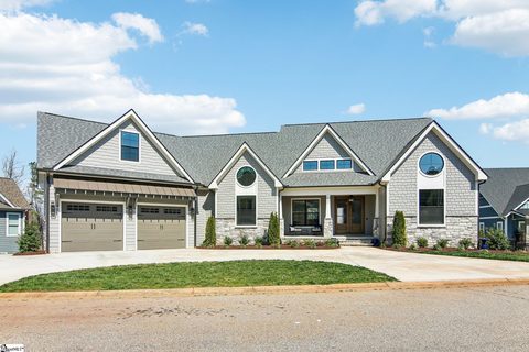 537 Coolwater Drive sold home in Stillwaters Of Lake Robinson, Taylors, SC