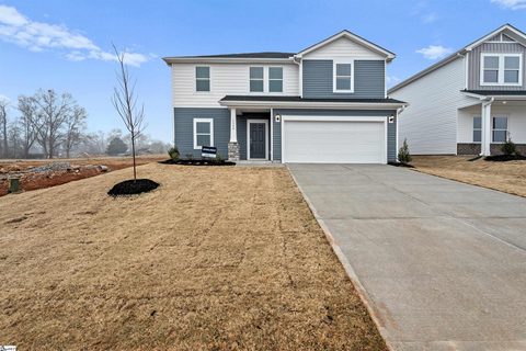 1592 Erindale Drive