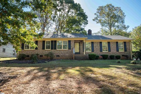 322 Seven Oaks Lane