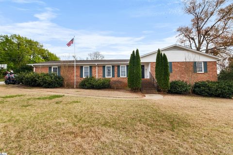 104 Autumn Hill Road sold home in Woodland Forest, Greer, SC
