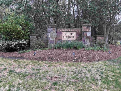 200 Eastlake Court sold lot in Pointe Harbor, Seneca, SC