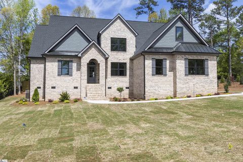 221 Graylyn Drive sold home in Graylyn, Anderson, SC