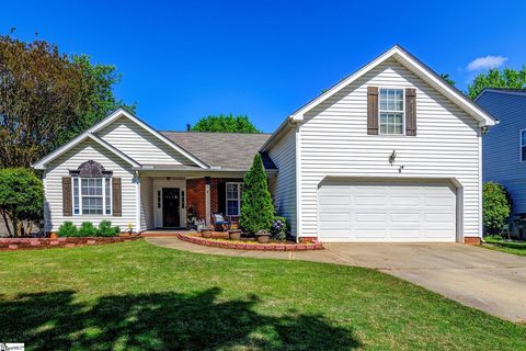 7 Brockmore Drive sold home in Woods At Bonnie Brae, Greenville, SC