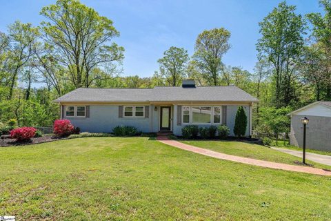 214 Azalea Court sold home in Pleasantburg Forest, Greenville, SC