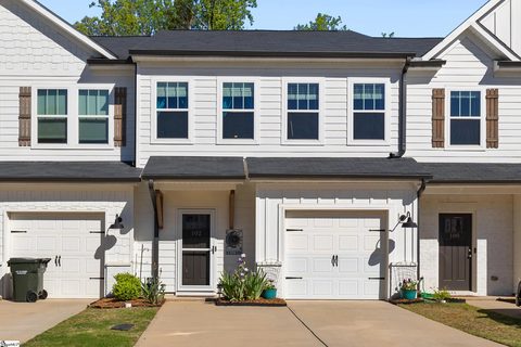 102 Grey Oak Trail sold home in Branchwood, Greer, SC