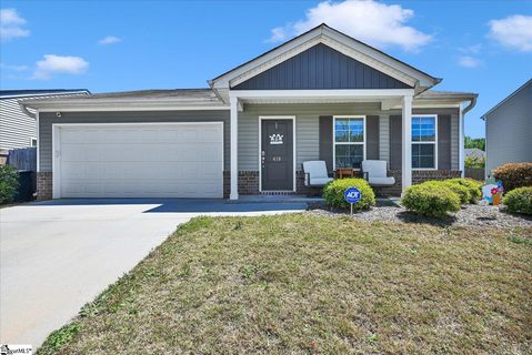 418 Reflection Drive sold home in Village At Glenwood, Anderson, SC