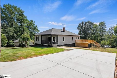 231 Mountain Crest Drive sold home in Alice, Easley, SC