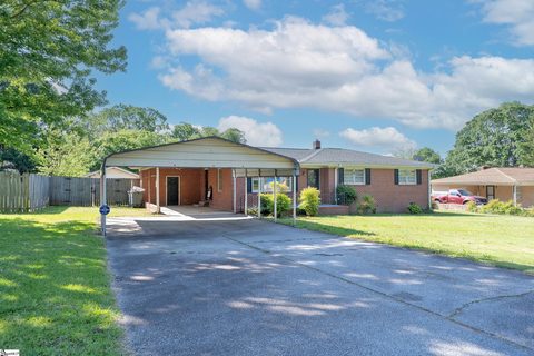 8 Claxton Drive sold home in Farmington Acre, Greenville, SC