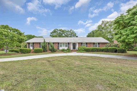 308 Leyswood Drive sold home in Wade Hampton Gardens, Greenville, SC