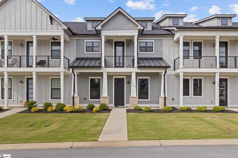 1109 Syrah Lane active home in Townes At Squires Pointe, Duncan, SC