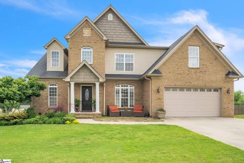 14 Bilbury Way sold home in Glastonbury Village, Travelers Rest, SC