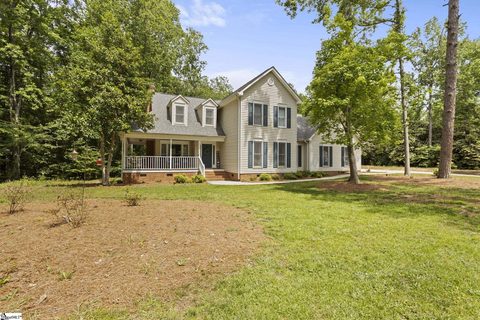202 Shadow Oaks Drive sold home in Shadow Oaks, Easley, SC