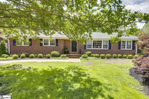 202 Roberta Drive sold home in Cherokee Forest, Greenville, SC