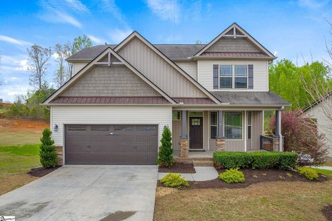 9 Amber Oaks Drive sold home in Amber Oaks, Greer, SC