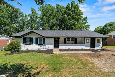 6 Glen Haven Court sold home in Barbrey Heights, Greenville, SC