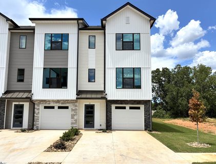 15 Pikewood Lane sold townhome in Holly View, Greenville, SC