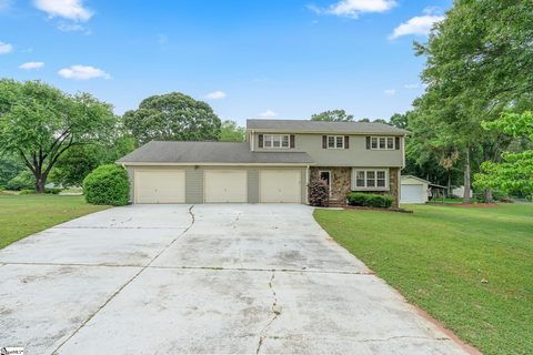 208 S Severn Circle sold home in Sedgewood, Easley, SC