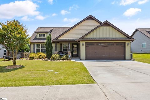 234 E Pyrenees Drive sold home in Lyman Farms At Shiloh, Lyman, SC