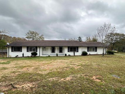 109 Hilltop Road sold home in Grayview Estate, Laurens, SC