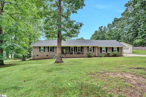 125 White Oak Drive sold home in Brushy Creek Estates, Easley, SC