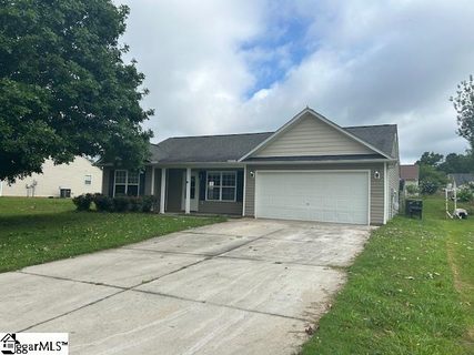 102 Lear Drive sold home in Pinehaven Pointe, Laurens, SC