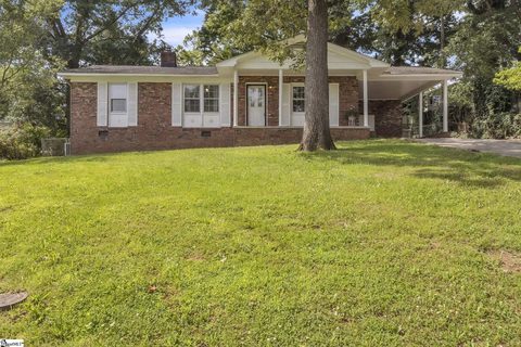 6 Kathryan Circle sold home in Chestnut Hills, Greenville, SC