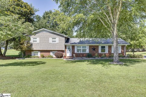 103 Birchwood Street sold home in Forest Park, Easley, SC