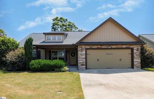 18 Herndon Court sold home in Lockeland Park, Simpsonville, SC