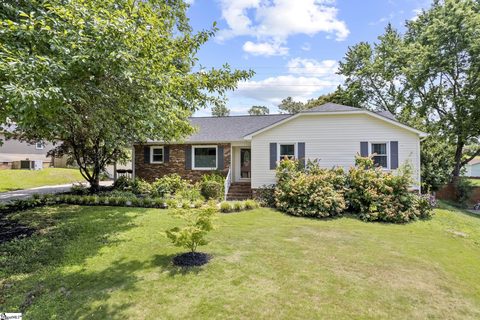 5 Crowndale Court sold home in Gray Fox Run, Taylors, SC