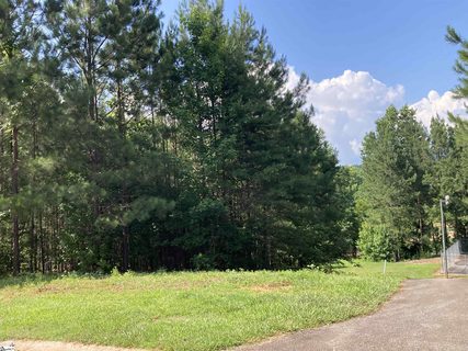 308 Wedge Way pending home in The Summit At Cherokee Valley, Travelers Rest, SC