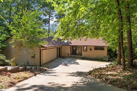 210 Long Reach Drive
