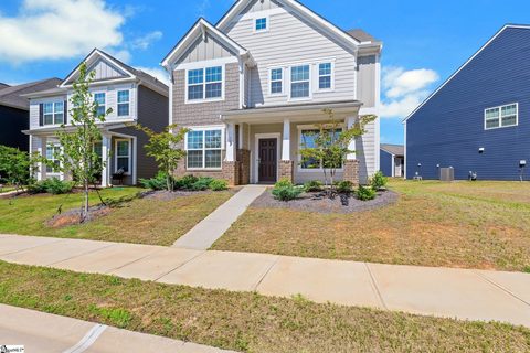 124 Fennec Drive sold home in Fox Tail Cottages, Fountain Inn, SC