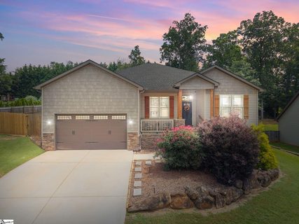 213 Bayswater Lane sold home in Woodlands At Walnut Cove, Greer, SC