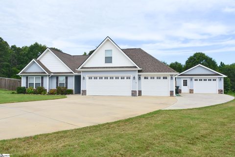 875 W Keepsake Lane sold home in Manzanares, Inman, SC