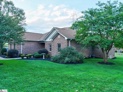 215 Killarney Way sold home in Smithfields, Easley, SC