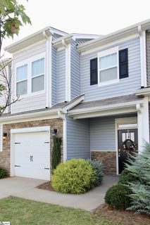 305 Yellow Fox Road