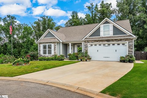 121 Marshfield Trail sold home in Ivy Walk, Simpsonville, SC