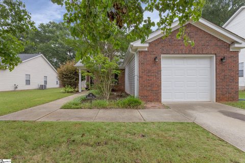 15 Hawkesbury Road