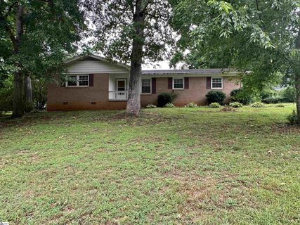108 Anglewood Drive