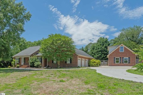 322 N Rutherford Road sold home in Silver Ridge, Greer, SC