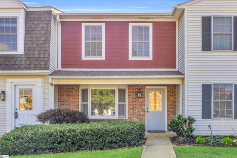 121 Shady Tree Drive sold home in Jamestowne I, Taylors, SC