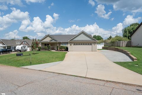 203 Butler Road sold home in Hammett Pointe, Lyman, SC