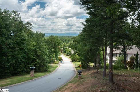 5 Donatello Court active home in Montebello, Greenville, SC