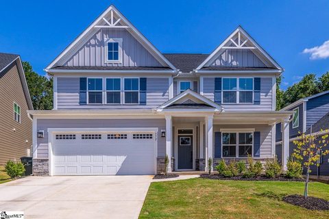 372 Hollythorpe Lane sold home in Landon Station, Fountain Inn, SC