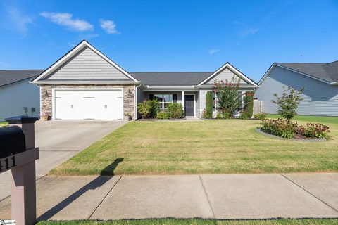 411 Peaksview Drive sold home in Lockeland Park, Simpsonville, SC