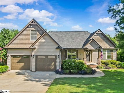 9 Crimson Glory Way sold home in The Gardens At Rose Reserve, Travelers Rest, SC