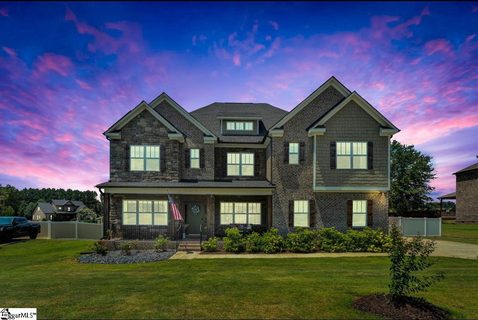 209 Willow Creek Way sold home in Enclave At Willow Creek, Greer, SC