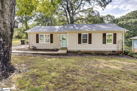 7 Melvin Circle sold home in Chick Springs, Taylors, SC
